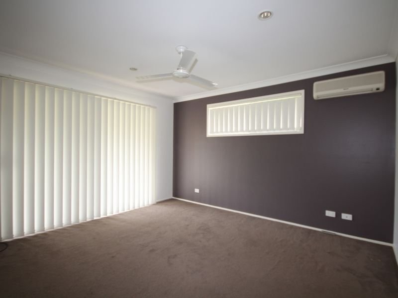 11 Budawang Street, Parkinson QLD 4115