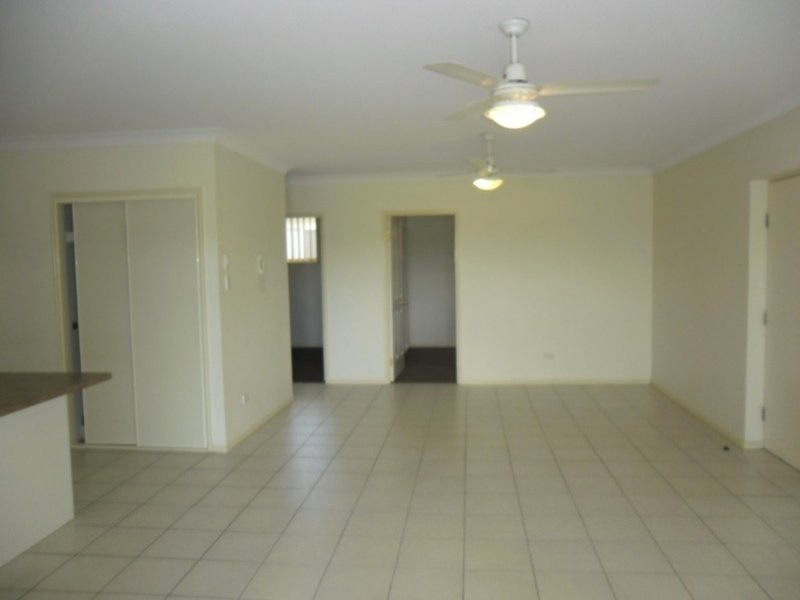 3/24 Central Street, Calamvale QLD 4116