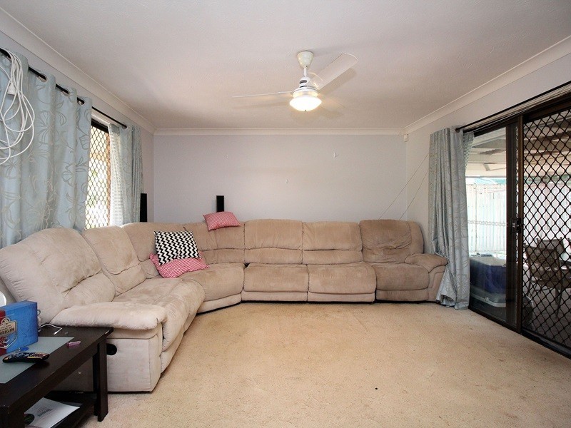 76 Owenia Street, Algester QLD 4115