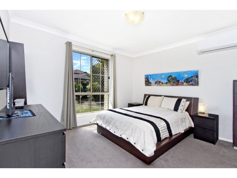 5 Coorong Place, Parkinson QLD 4115