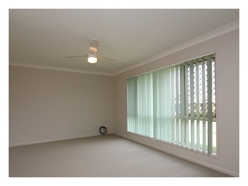 3 Newland Crescent, Parkinson QLD 4115