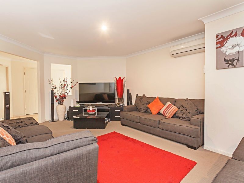 12 Apsley Crescent, Parkinson QLD 4115