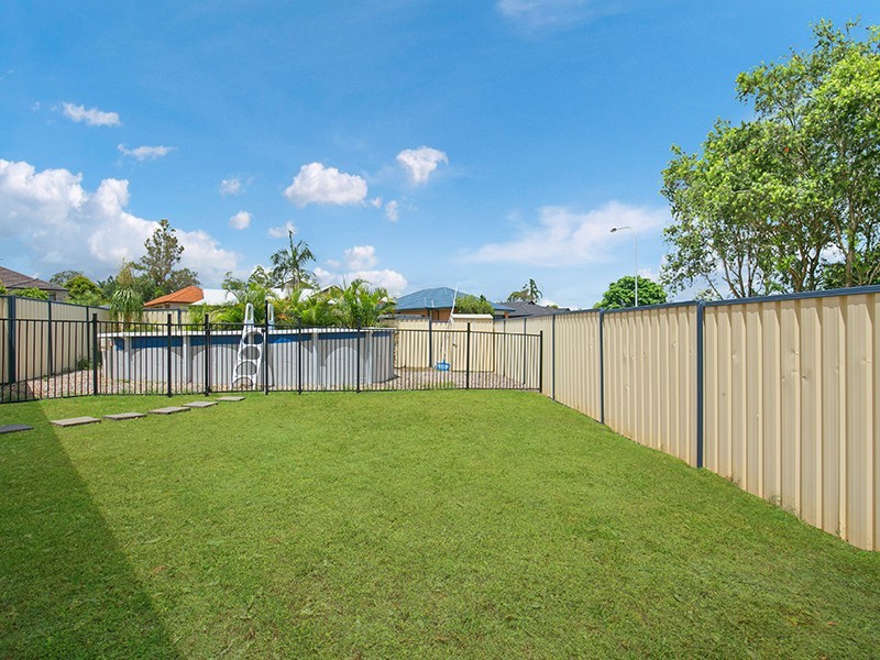 13 Robur Street, Marsden QLD 4132