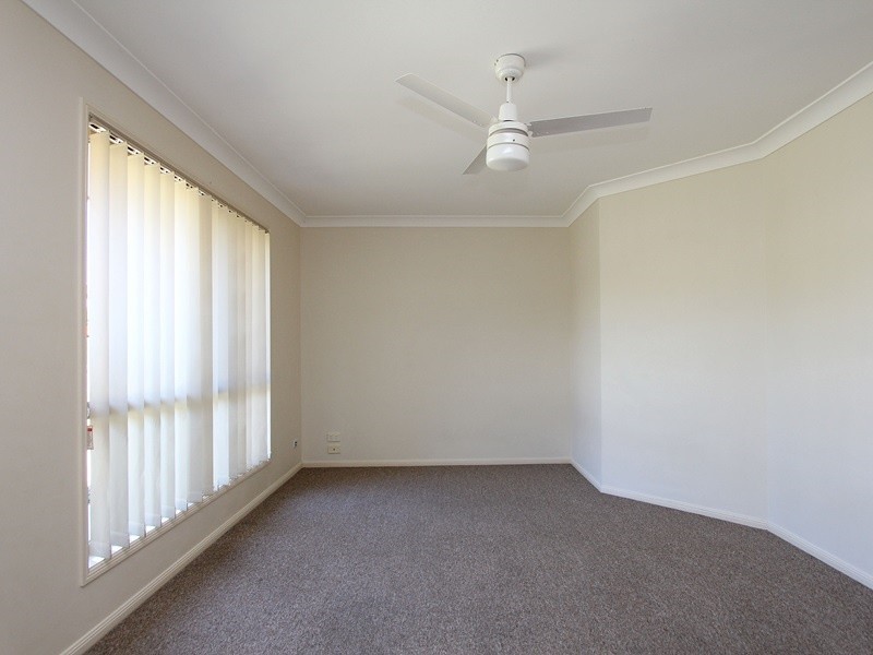 5 Waterline Crescent, Waterford QLD 4133