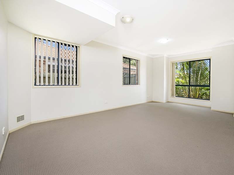 1 Bartle Frere Crescent, Algester QLD 4115