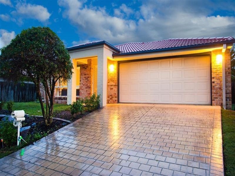 15 Killarney Place, Parkinson QLD 4115