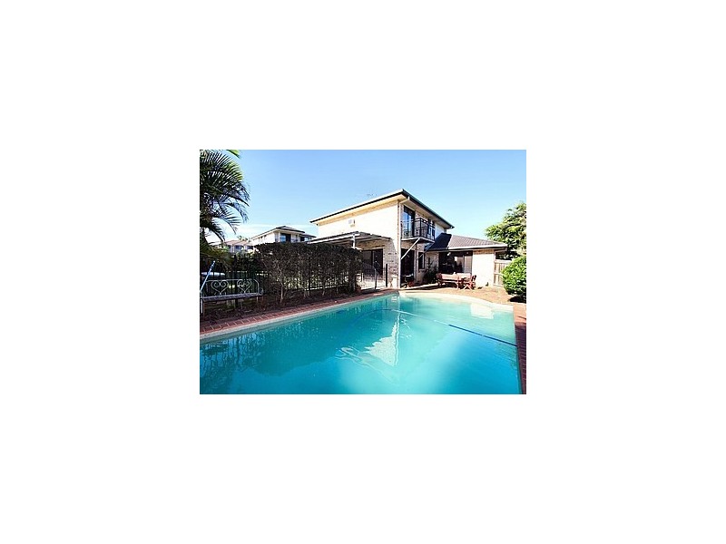 11 Michigan Crescent, Parkinson QLD 4115