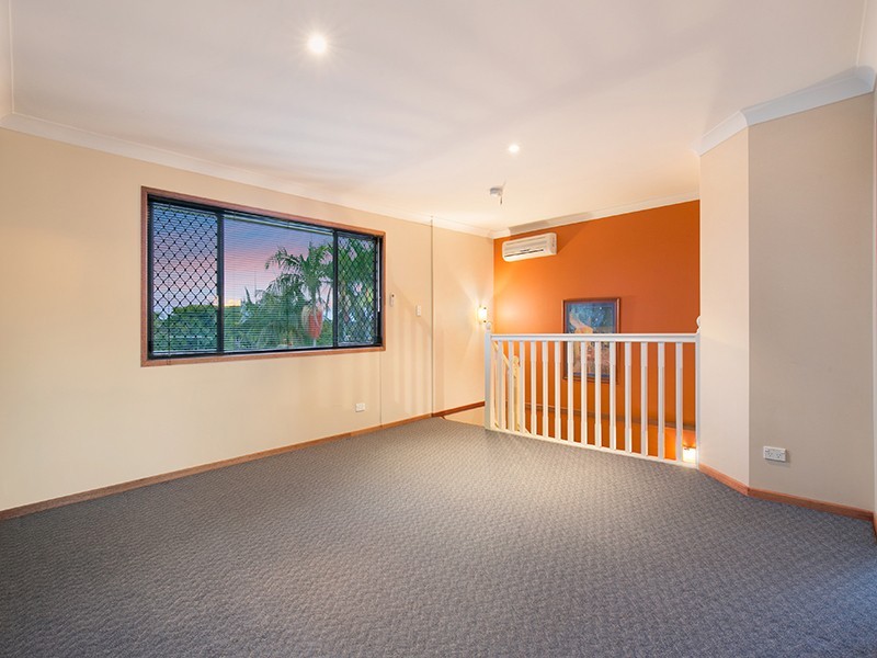 24 Owenia Street, Algester QLD 4115