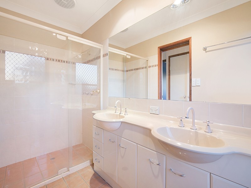 24 Owenia Street, Algester QLD 4115