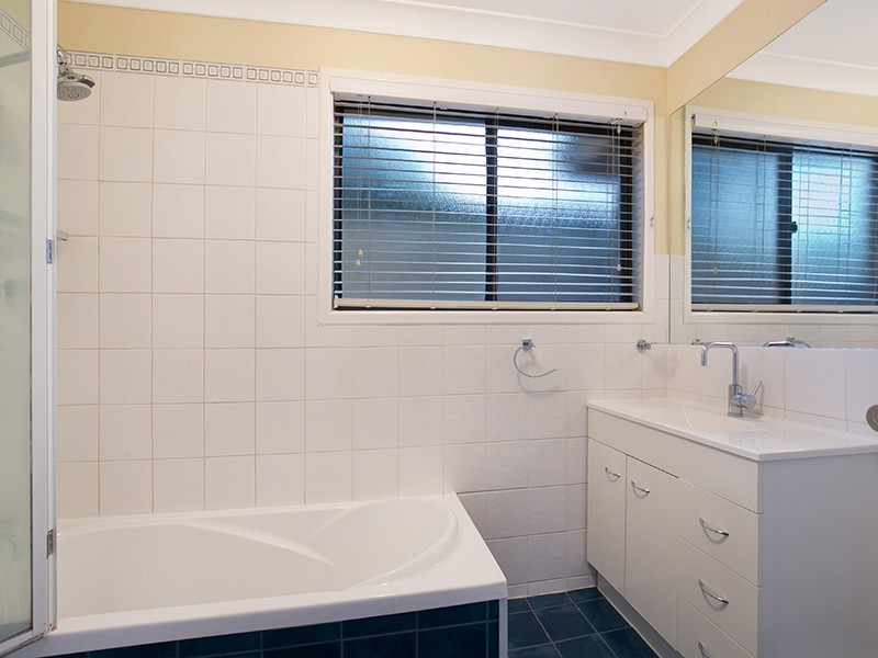 24 Owenia Street, Algester QLD 4115