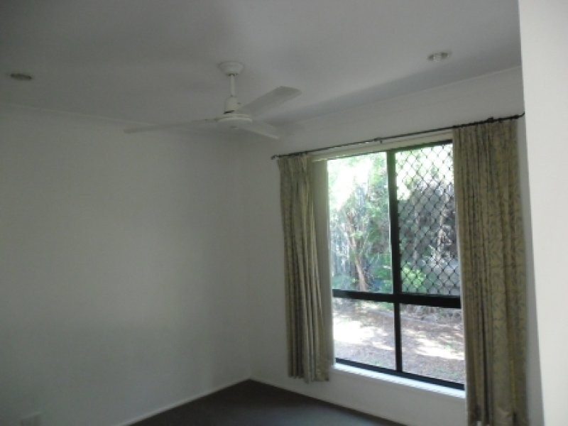 31 Yengo Street, Parkinson QLD 4115
