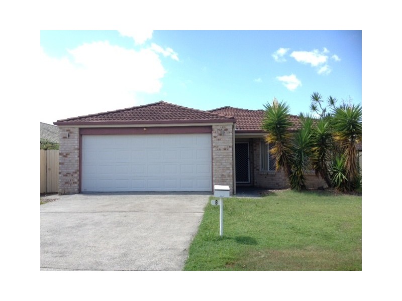 8 Karajini Crescent, Parkinson QLD 4115