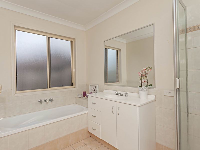 12 Apsley Crescent, Parkinson QLD 4115