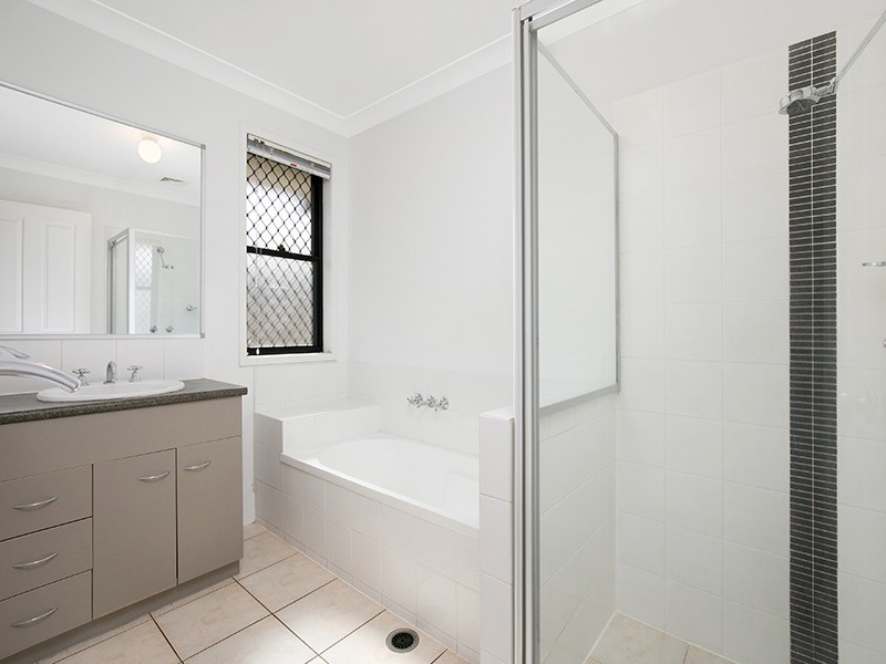 12 Goongarrie Crescent, Parkinson QLD 4115