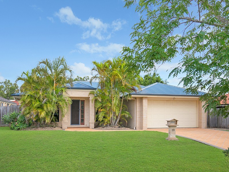 19 Lamington Place, Parkinson QLD 4115