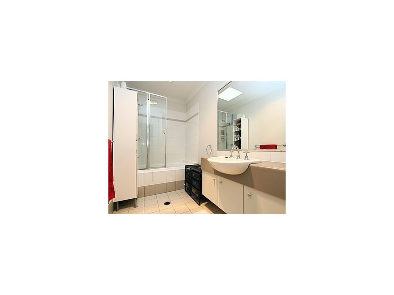 1/13 Richmond Road, Morningside QLD 4170