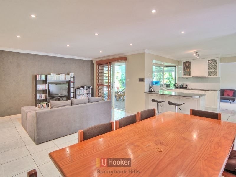 59 Lakewood Street, Parkinson QLD 4115