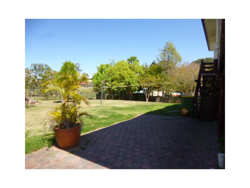 6 Halletts Road, Redbank Plains QLD 4301