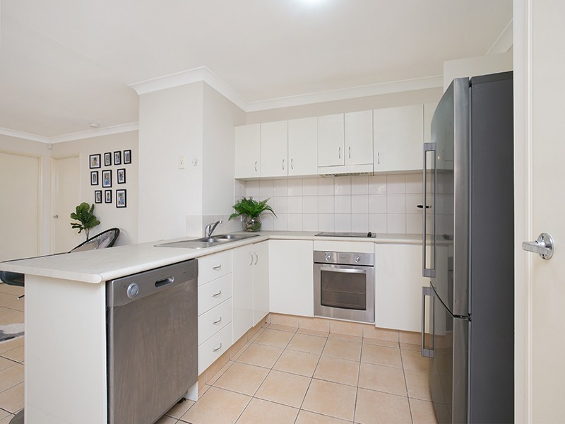 14 Apsley Crescent, Parkinson QLD 4115