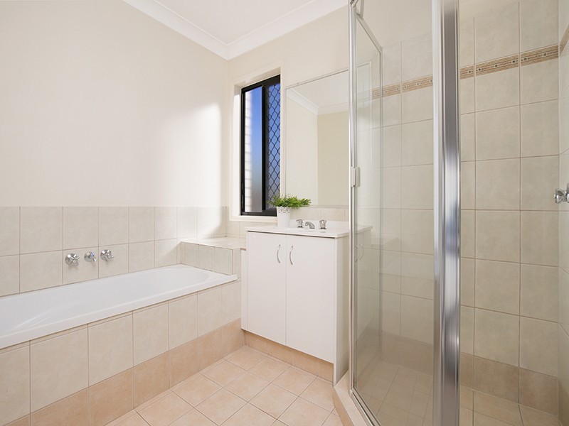 14 Apsley Crescent, Parkinson QLD 4115