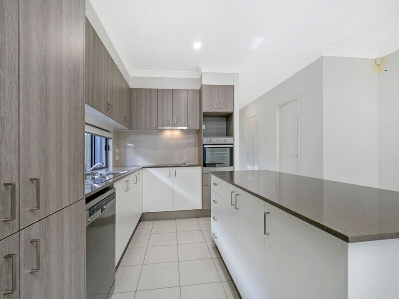 73 Kate Circuit, Rochedale QLD 4123