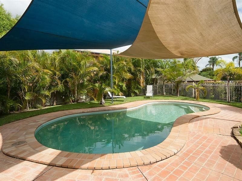 17/8 Honeysuckle Way, Calamvale QLD 4116