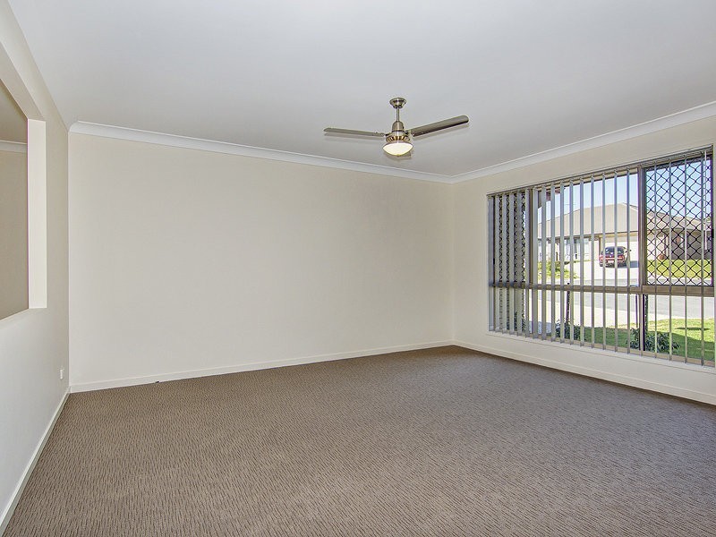 10 Hira Close, Calamvale QLD 4116