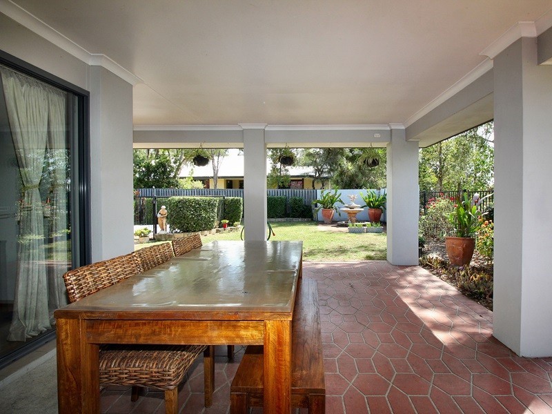 24 Bournda Close, Parkinson QLD 4115