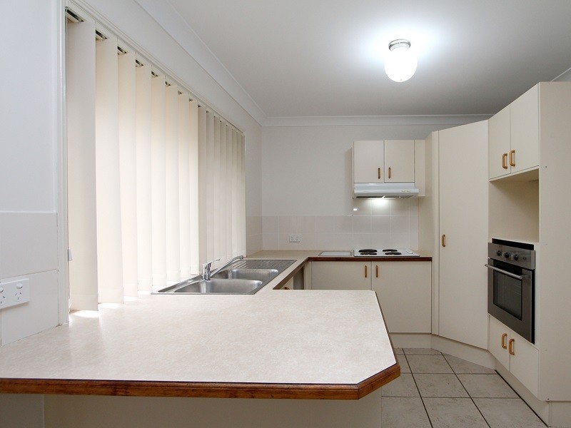 90 Hamish Street, Calamvale QLD 4116