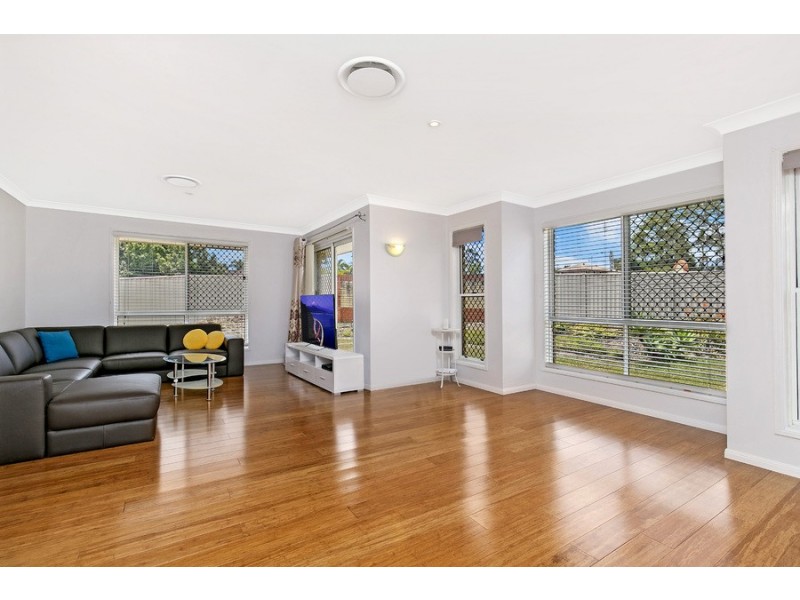 1 Golden Avenue, Calamvale QLD 4116