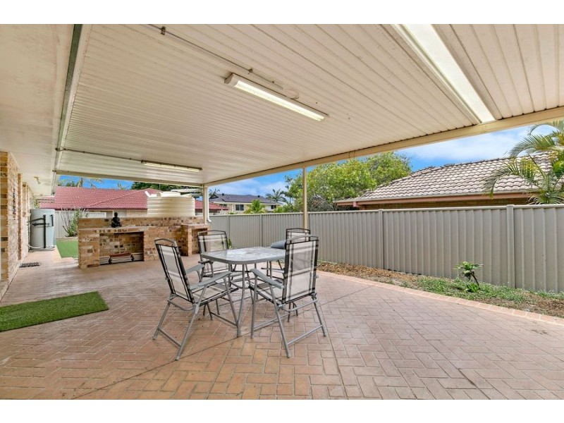 1 Golden Avenue, Calamvale QLD 4116