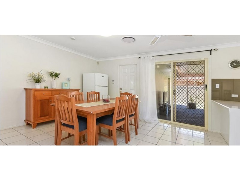 35 Bannockburn Crescent, Parkinson QLD 4115