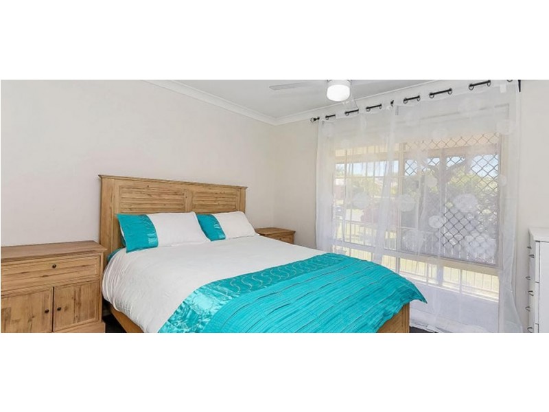 35 Bannockburn Crescent, Parkinson QLD 4115