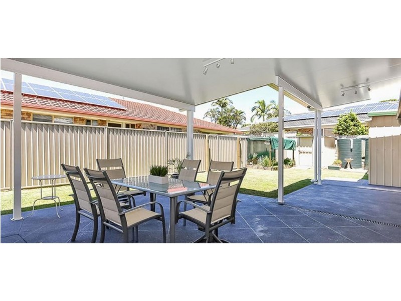 35 Bannockburn Crescent, Parkinson QLD 4115