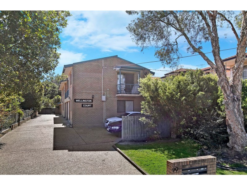 3/90 Plimsoll Street, Greenslopes QLD 4120