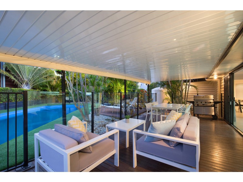 34 Woodlark Crescent, Parkinson QLD 4115