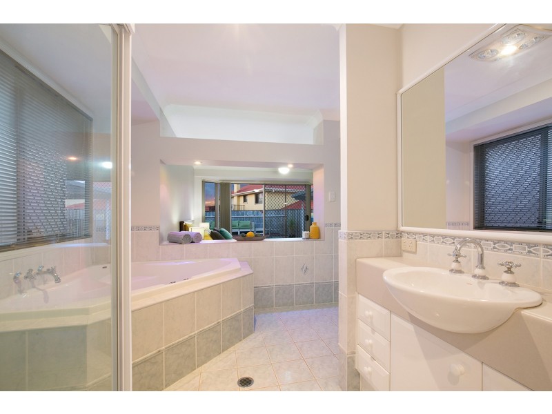 26 Hamersley Place, Parkinson QLD 4115