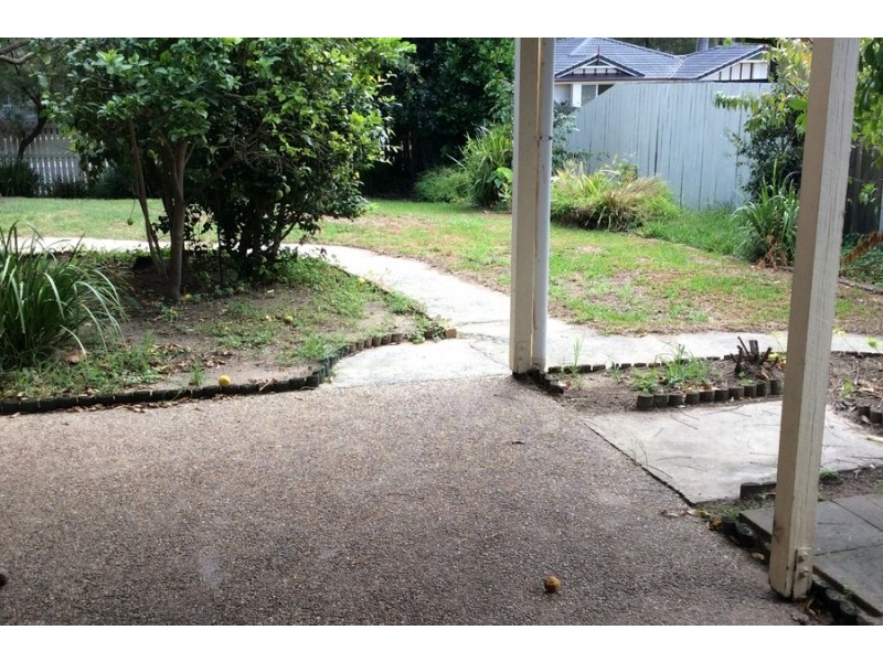 1 Silverdell Crescent, Parkinson QLD 4115