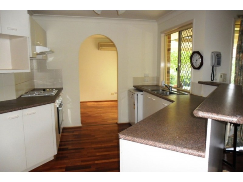 1 Silverdell Crescent, Parkinson QLD 4115