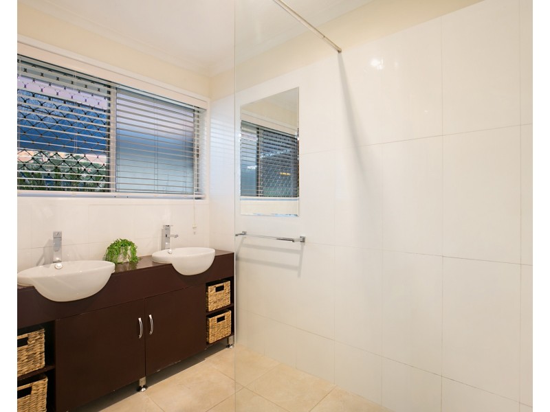 64 Owenia Street, Algester QLD 4115