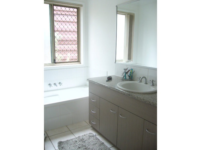 17 Mimosa Place, Parkinson QLD 4115