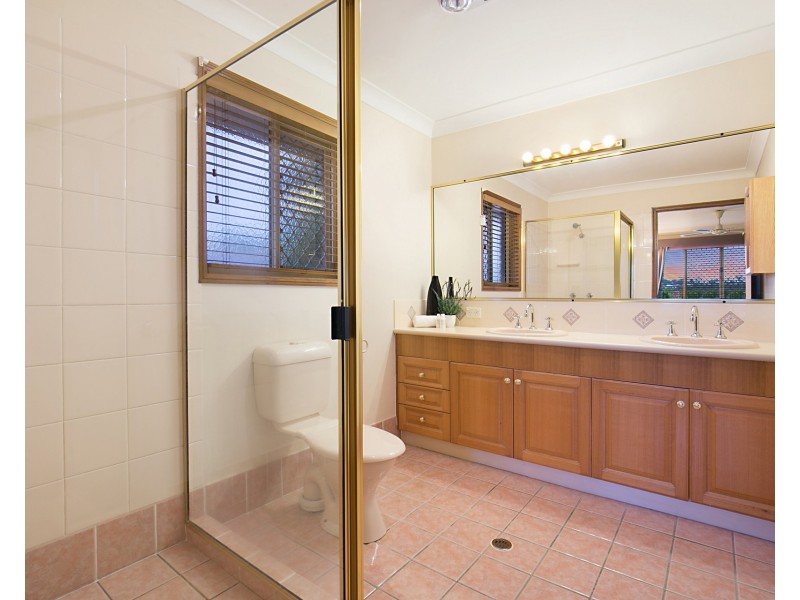 11 Nonda Place, Parkinson QLD 4115