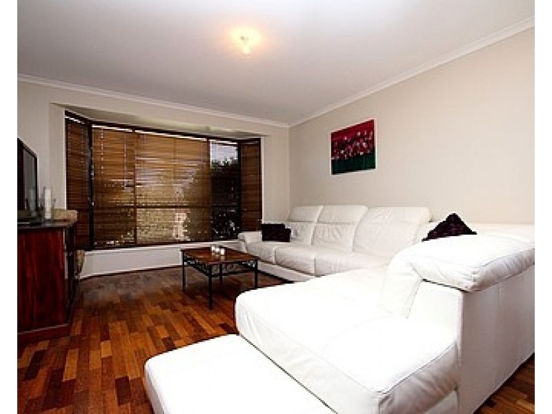 11 Michigan Crescent, Parkinson QLD 4115