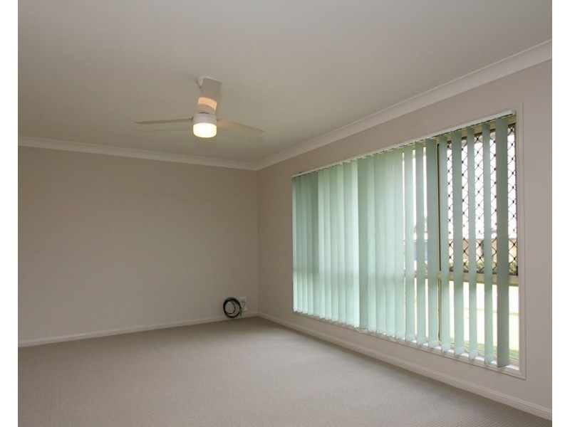 3 Newland Crescent, Parkinson QLD 4115