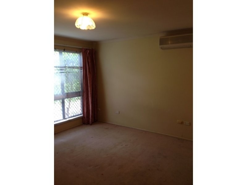 8 Aminta Street, Sunnybank QLD 4109