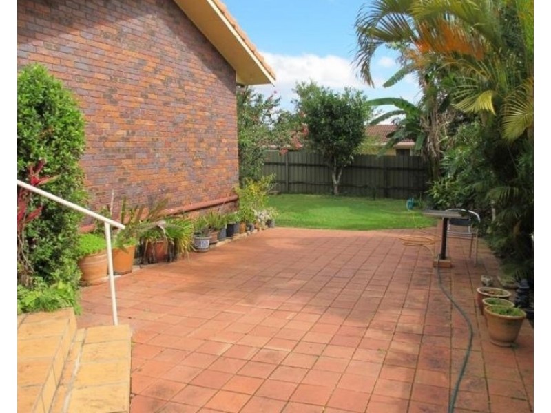 8 Aminta Street, Sunnybank QLD 4109