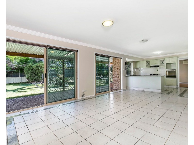 12 Gordon Place, Parkinson QLD 4115