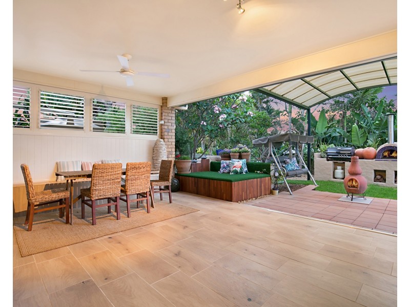 42 Victoria Crescent, Parkinson QLD 4115