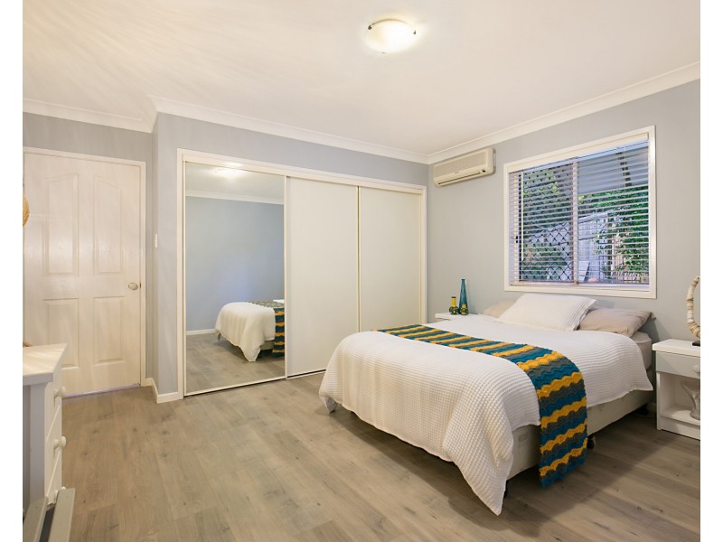 42 Victoria Crescent, Parkinson QLD 4115