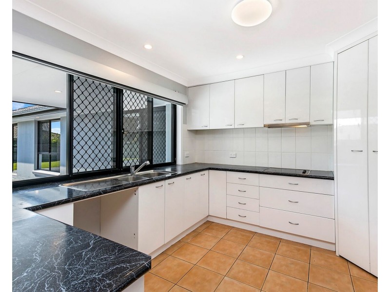 11 Appleby Street, Parkinson QLD 4115